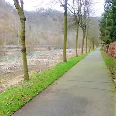 Spacious House With Garden In