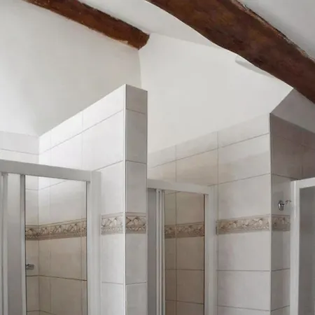 Spacious House With Garden In