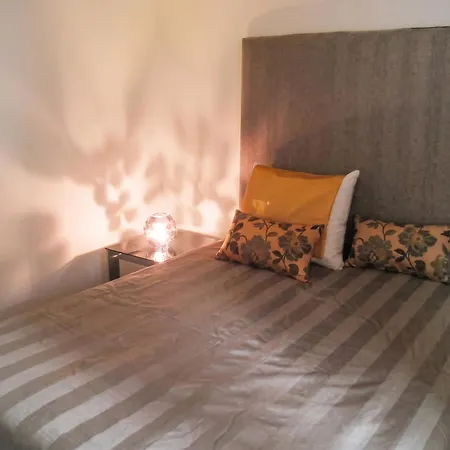 Spacious House With Garden In Semesterbostad *