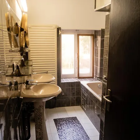 Spacious House With Garden In Comblain-au-Pont