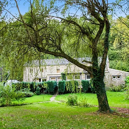 Spacious House With Garden In Semesterbostad *